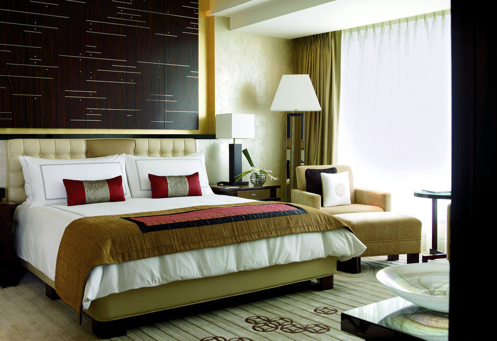 Four Seasons 5*